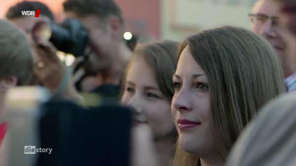 Organisiert die rechte Mahnwache für Arndt Delphine Thiermann (Junge Alternative Hamburg) Delphine Thiermann (Junge Alternative Hamburg)