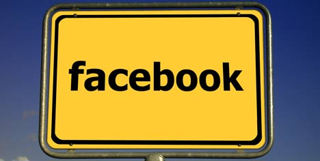 facebook468 facebook schild