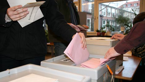 wahllokal wahlkabine