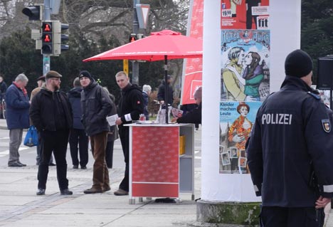 npd-europakreuzung1468 npdstand europakreuzung