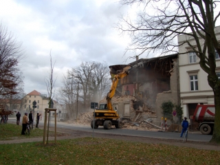 Abriss AJZ 26.11.09