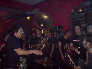 Les Fils de Teuhpu im IKUWO (2008)